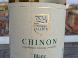 #Chinon connu pour ses vins rouges ... Plus discrets les blancs sont à Tomber