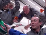 Insolite : on peut siroter du vin en apesanteur … grâce à de Gaulle
