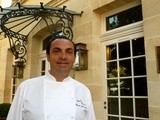 Renan Kervarrec, le nouveau chef de l’Hostellerie de Plaisance : « la bonne cuisine passe par de bons produits, c’est aussi simple que cela »