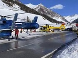 Autriche : Neuf morts dans une centaine d'avalanches