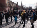 Guerre en Ukraine : plus de 800 manifestants russes contre le conflit arrêtés ce dimanche
