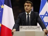 « l’antisémitisme et l’antisionisme sont les ennemis de notre République », clame Macron à Toulouse