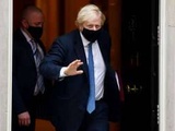 Naufrage de migrants : Boris Johnson appelle la France à reprendre tous les migrants qui traversent la Manche