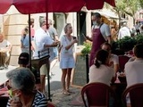 Pass sanitaire : a l'heure du déjeuner, des touristes « plus libres avec le pass » dans les rues d'Aix-en-Provence