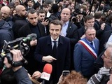 Présidentielle 2022 : « Je n’ai jamais banalisé le fn », lance le candidat Macron en déplacement en Charente-Maritime
