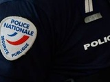 Prise d'otages à Paris : Une des deux femmes retenues par un homme muni d'une arme blanche, libérée