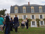 Château Guiraud : entre visite des chais et biodiversité, une expérience suave à vivre à Sauternes