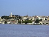 La route du vin par voie fluviale : un nouvel embarcadère est livré ce jour à Bourg en Gironde