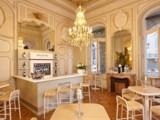 Quand Bordeaux s’associe aux palaces parisiens : Dourthe et le nouveau bar à vins de l’Hôtel Régina-Paris