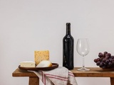 Fromages et vins : les meilleurs accords à connaître