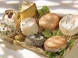 Accords : les fromages de caractère supportent-ils le vin ? (et vice-versa)