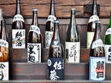 Tout savoir sur le saké : histoire, fabrication, goût, dégustation et accords