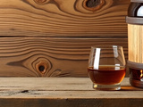Quel rôle joue le fût de chêne dans l’arôme du whisky
