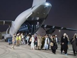 Afghanistan : 200 étrangers bientôt évacués de Kaboul, les premiers depuis le départ des Américains