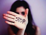 Avec le hashtag #DoublePeine, des victimes de violences sexuelles dénoncent la prise en charge de leurs plaintes
