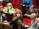 Barbara Pompili déplore le sexisme à l’Assemblée après s’être fait appeler « madame le ministre »