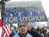 Chine : Peut-on écarter le terme de « génocide » des Ouïghours, comme le fait Jean-Luc Mélenchon