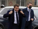 Conflit Ukraine-Russie : Emmanuel Macron n’exclut pas une visite à Moscou