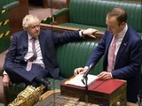 Coronavirus : Boris Johnson a qualifié son ministre de la Santé de « putain de nul », selon son ex-conseiller