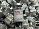 Coronavirus dans l’Union européenne : Bruxelles a-t-elle prévu sept doses par personne ? Prudence