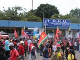 Coronavirus en Guadeloupe : Les forces de l'ordre s'attaquent au piquet de grève du chu, symbole de la mobilisation
