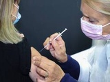 Coronavirus : La Haute autorité de santé recommande une dose de rappel à partir de 40 ans