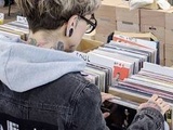 Disquaire Day : « l'achat d'un vinyle est une façon d’exprimer son amour à l’artiste », estime le producteur Alexis Castiel