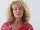 « Du progressisme au complotisme », l’itinéraire de Martine Wonner, une députée en marge