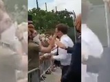 Emmanuel Macron giflé : a quoi fait référence l’expression « Montjoie Saint-Denis » prononcée par l’agresseur du chef de l’Etat