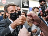 Emmanuel Macron giflé : Le tour de France du président est-il perturbé