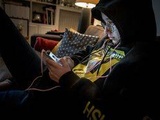 Facebook, TikTok ou encore YouTube s’engagent pour limiter l’usage des écrans chez les jeunes
