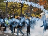 « Gilets jaunes » : Plusieurs centaines de manifestants à Paris pour le troisième anniversaire du mouvement