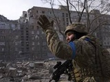 Guerre en Ukraine : Comment la justice internationale peut-elle enquêter sur les crimes de guerre