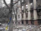 Guerre en Ukraine : Les soldats russes pillent-ils les magasins ukrainiens