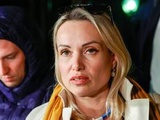 Guerre en Ukraine : Marina Ovsiannikova, la journaliste qui avait fait irruption en plein jt, va quitter son média