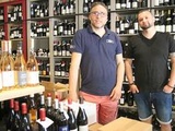 Hérault : a la Dolia, meilleure carte de vins de France, on choisit les bouteilles « au coup de cœur »