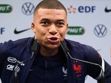 « j’aurais préféré qu’il vienne me voir », confie Mbappé, qui n’a pas trop goûté la sortie médiatique de Giroud