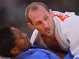Judo : l’entraîneur Alain Schmitt arrêté pour violences conjugales envers la championne olympique Margaux Pinot