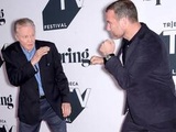 Liev Schreiber et Jon Voight refusaient de parler politique sur le tournage de « Ray Donovan »