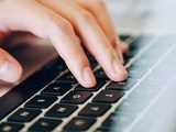 Loi « séparatisme » : Le doxing, le fait de révéler l’identité d’une personne sur Internet, désormais passible de prison
