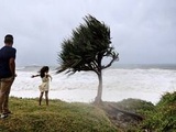 Météo : La Réunion attend le cyclone Batsirai dans la nuit de mercredi à jeudi, les habitants confinés à domicile