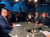 Mort de Bernard Tapie : « Il a fait de la lutte contre l’extrême droite un sujet central pour la gauche », explique le politologue Stéphane Rozès