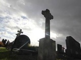 Moselle : Des ados saccagent un cimetière pour « reproduire l’univers de leurs groupes musicaux favoris »