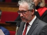 Oise : Le député lrem Pascal Bois dénonce un incendie criminel à son domicile et des tags anti-pass vaccinal