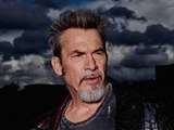 « On va se prendre une grosse claque et on va comprendre », prédit Florent Pagny qui sort « l'Avenir »