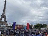 Paris : « Ça fait bizarre de les voir »… On était au Trocadéro pour le retour triomphal de Riner, Agbegnenou et des judokas