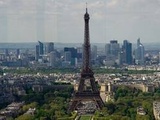 Paris : Îlots de fraîcheur, permis de construire vertueux, logements sociaux… Comment transformer la capitale dès 2024