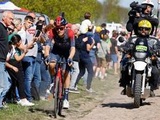 Paris-Roubaix : Le grand jour de Van Baarle, Van Aert sur le podium...Revivez la course en live avec nous