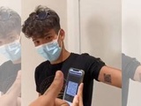Pass sanitaire en Italie : Un étudiant se fait tatouer son qr code sur le biceps