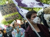 Précarité : « 1.600 euros par mois après 18 ans » d’ancienneté… Les Français aux petits salaires manifestent